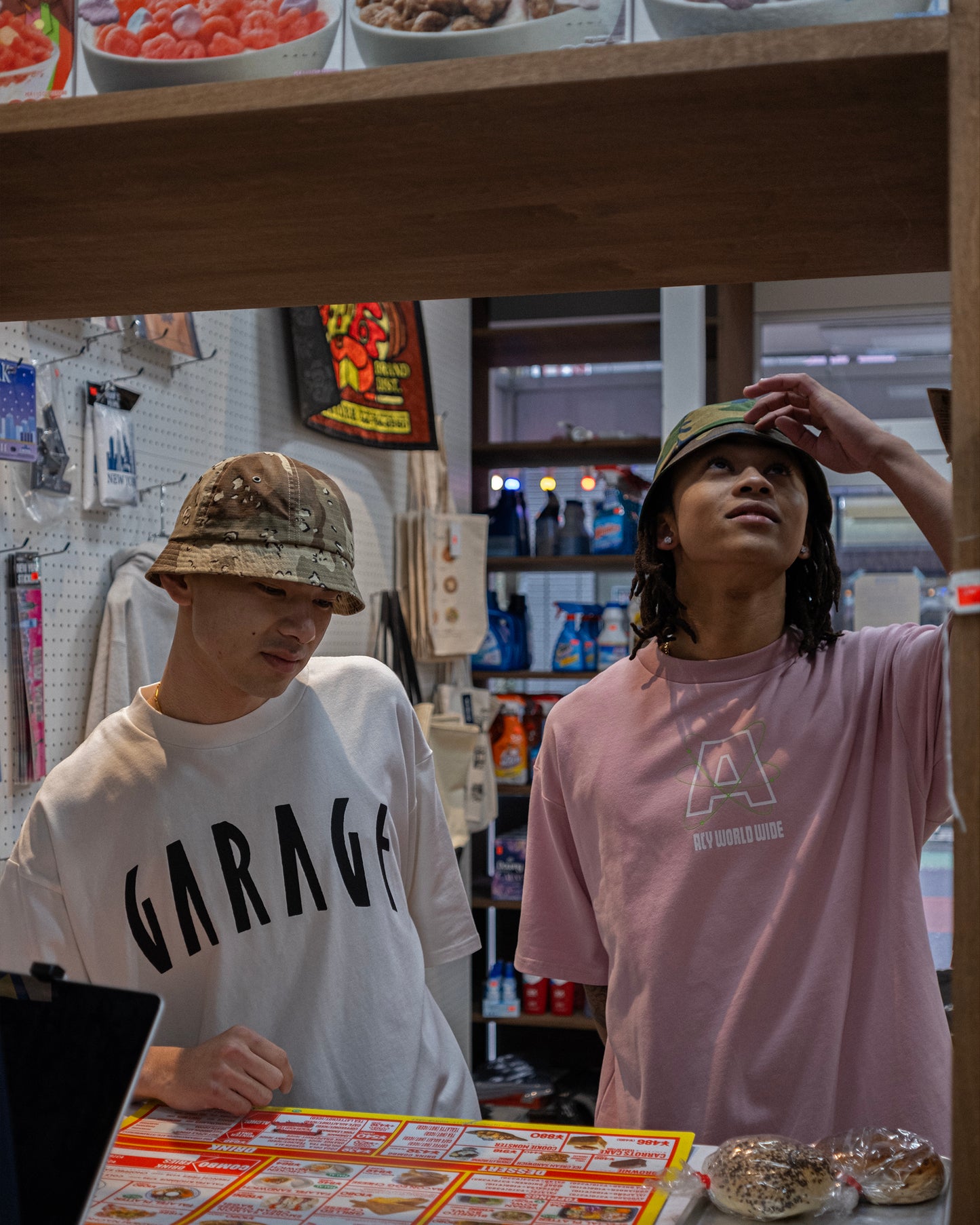 WORLD WIDE TEE / L.BLACK