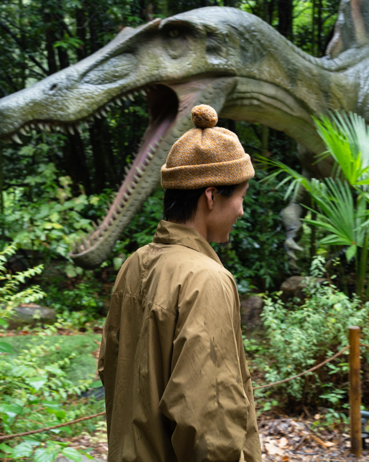 NM TRACK JACKET / KHAKI